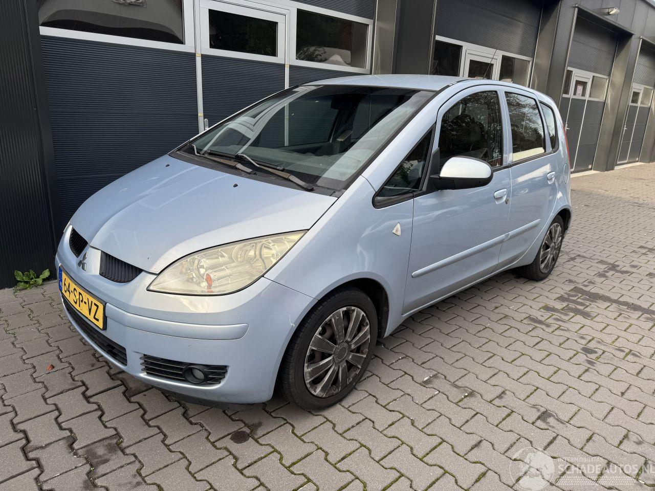 Mitsubishi Colt 