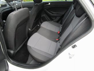 Hyundai I-20 1.0 picture 9