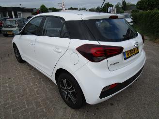 Hyundai I-20 1.0 picture 3