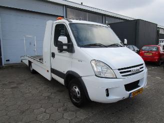 Iveco New daily 3.0 40-c15 autoambulance picture 3