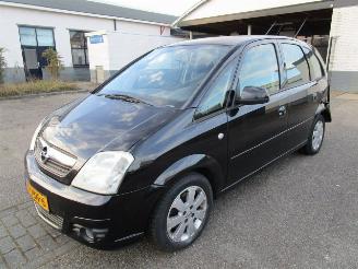 damaged passenger cars Opel Meriva 1.6 2009/4