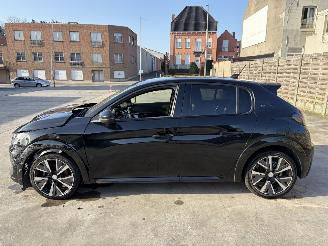 Peugeot 208 GT AUTOMATIC picture 24