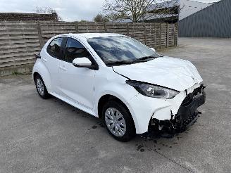Damaged car Toyota Yaris 1.5i - 12V 2024/6