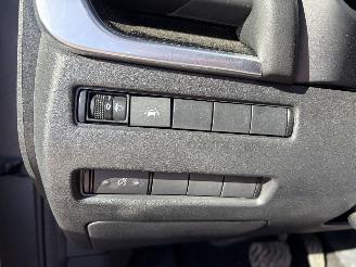 Nissan Qashqai 3 PHASE 1 1.5i - 16V TURBO HYBRID VC-T picture 14