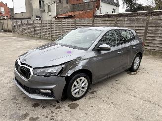Coche accidentado Skoda Fabia 4 1.0 TSI - 12V TURBO 2025/1