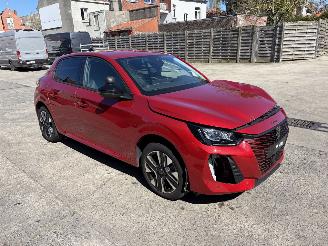 krockskadad bil auto Peugeot 208  2025/2