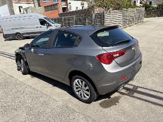 Alfa Romeo Giulietta 1.6 JTD - 16V TURBO MULTIJET picture 4