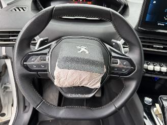 Peugeot 5008 II 1.2I PURETECH 12V picture 13