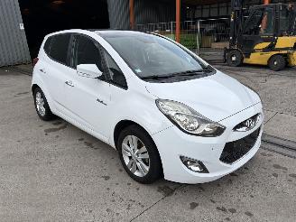 krockskadad bil auto Hyundai Ix20 1.4 CRDI - 16V TURBO 2012/3