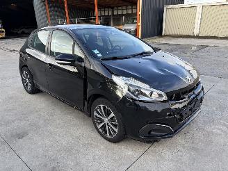 škoda osobní automobily Peugeot 208 1 PHASE 2 1,2 2017/8