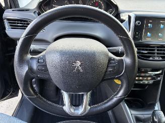 Peugeot 208 1 PHASE 2 1,2 picture 12
