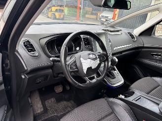 Renault Grand-scenic 1.7 BLUE DCI - 16V TURBO picture 3