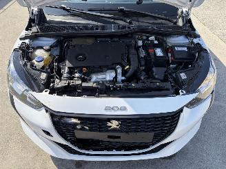Peugeot 208 2 PHASE 1 1.5 BLUE HDI - 16V TURBO picture 17