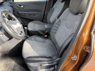 Renault Captur 1.3i - 16V TURBO TCE 130 picture 8