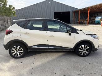 Renault Captur 0.9i - 12V TURBO TCE 90 picture 18
