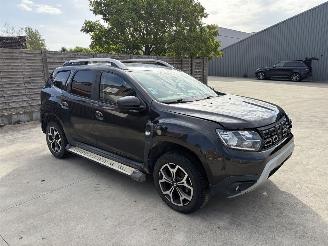 damaged passenger cars Dacia Duster 1.3i - 16V TURBO TCE 150 2019/8
