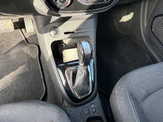 Renault Captur 1.2i - 16V TURBO TCE 120 picture 11