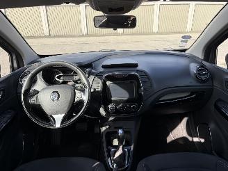 Renault Captur 1.2i - 16V TURBO TCE 120 picture 6