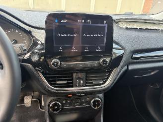 Ford Fiesta 1.0i - 12V TURBO ECOBOOST picture 11