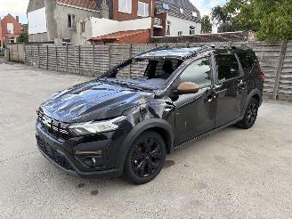 Dacia Jogger 1.6I - 16V SCE 140 E-TECH picture 2