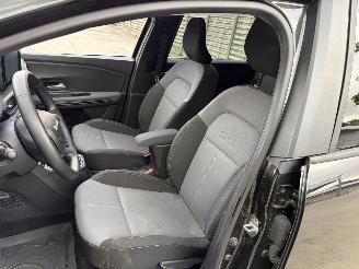 Dacia Jogger 1.6I - 16V SCE 140 E-TECH picture 9