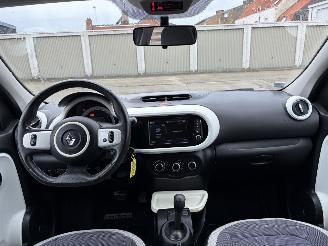 Renault Twingo 3 PHASE 1 0.9i - 12V TURBO TCE 90 picture 6