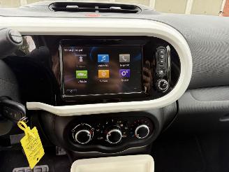 Renault Twingo 3 PHASE 1 0.9i - 12V TURBO TCE 90 picture 11
