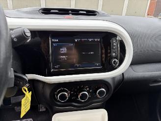 Renault Twingo 3 PHASE 1 0.9i - 12V TURBO TCE 90 picture 10