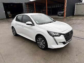 Schadeauto Peugeot 208 II 1.2 VTi 2020/10