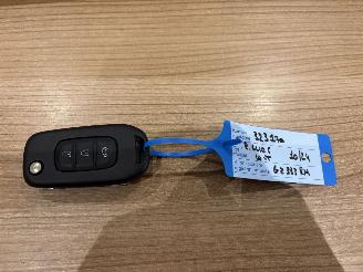 Renault Clio E-Tech 145 picture 22
