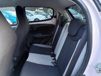 Citroën C1 1.0 e-VTi Elle 5 deurs | Airco Navi Camera picture 17