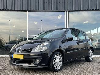 Renault Clio 1.2TCE Rip Curl Edition picture 7
