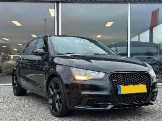 krockskadad bil auto Audi A1 S-Line Automaat 5- Deurs Black Pakket 2014/1