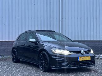 uszkodzony samochody osobowe Volkswagen Golf 2.0TSI 410pk Black Edition 2017/12
