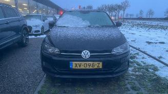 uszkodzony samochody osobowe Volkswagen Polo 1.6TDI 2019/1