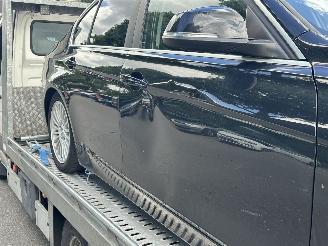 BMW 3-serie 318i Luxury picture 4