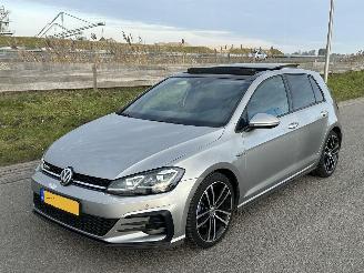 Volkswagen Golf 2.0TDI GTD picture 4