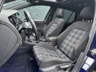 Volkswagen Golf 1.4TSI 7.5 GTE PANORAMA 1ste eigenaar picture 8