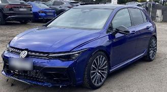 Damaged car Volkswagen Golf 2.0TSI R Panorama 2025/11