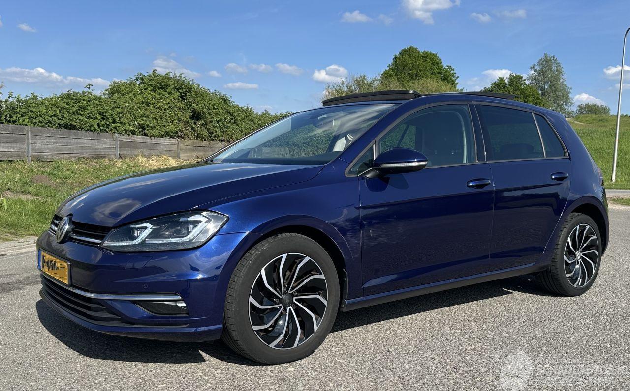 Volkswagen Golf Golf 7.5 1.0TSI HighLine