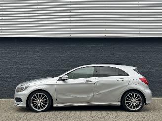 Mercedes A-klasse A180 AMG Line Panorama Alcantara Led picture 7