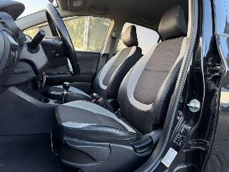 Kia Picanto 1.0 CVVT World Cup Ed. Airco NAP picture 11