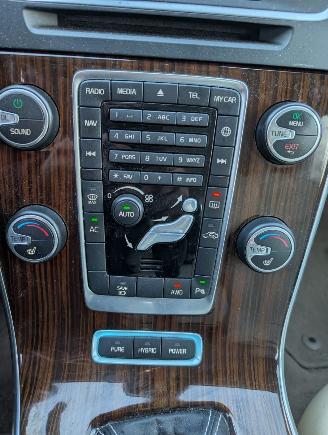 Volvo V-60 2.4 D6 AWD Plug-In Hybrid Summum picture 10