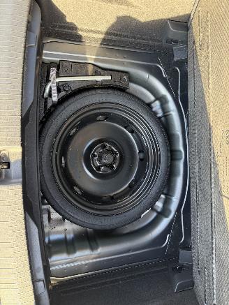 Volkswagen T-Roc 1.5 TSI Life Business AUTOMAAT picture 15