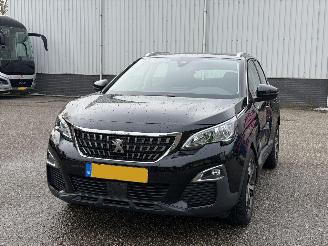 uszkodzony samochody osobowe Peugeot 3008 1.2 PureTech Allure Automaat 2017/3