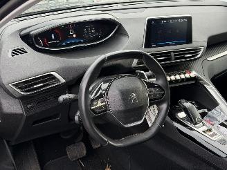 Peugeot 3008 1.2 PureTech Allure Automaat picture 11
