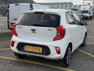 Kia Picanto 1.0 CVVT Design Edition picture 3