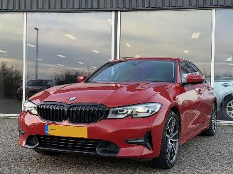 BMW 3-serie 320i High Executive AUTOMAAT/LED picture 8