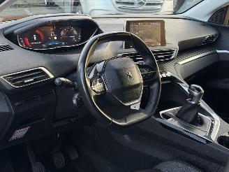 Peugeot 3008 1.2 PureTech Blue Lease Executive picture 11