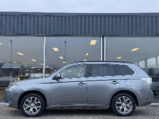 Mitsubishi Outlander 2.0 PHEV instyle NAP picture 3